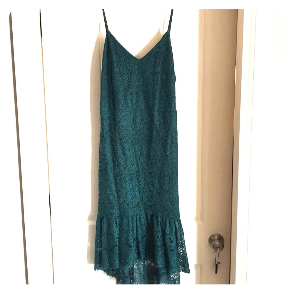 Hunter green lace dress-ruffle bottom& corset back